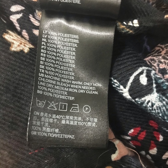 H&M infinity scarf. corduroy like material - Picture 4 of 5